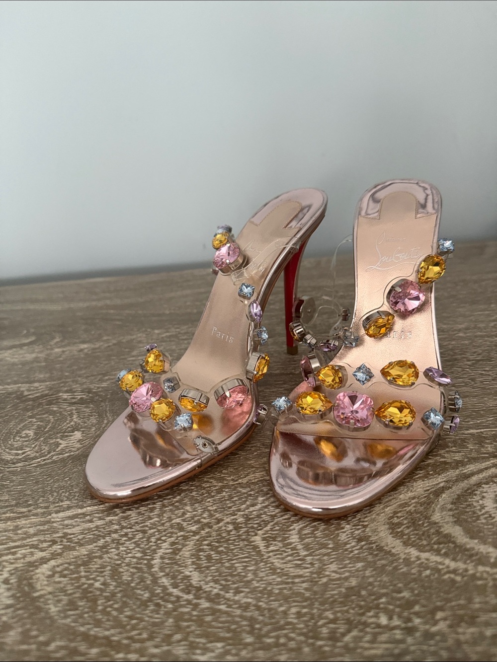 Christian Louboutin Rosa Z Jewel - Picture 3 of 5